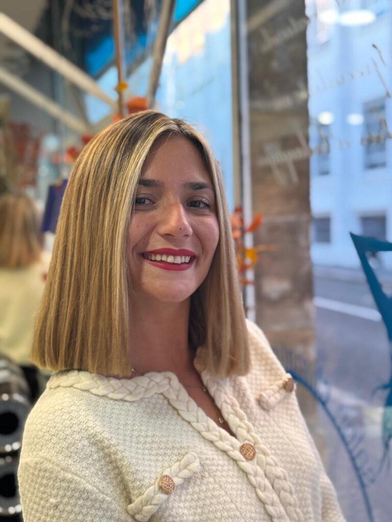 Balayage blond très clair doré